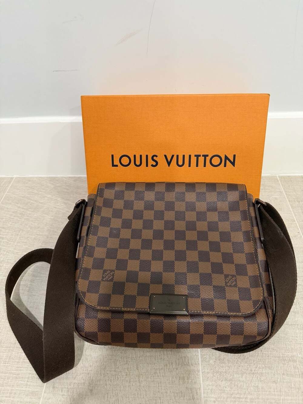 Louis Vuitton Brooklyn PM Messenger Bag Damier Ebene Canvas